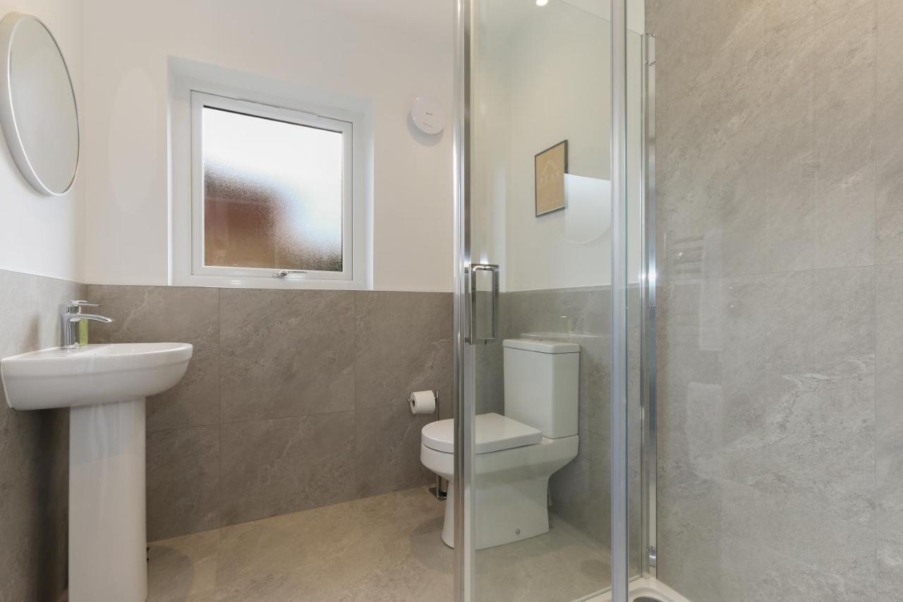 Holiday home Oaks - Station & Utilita Arena *